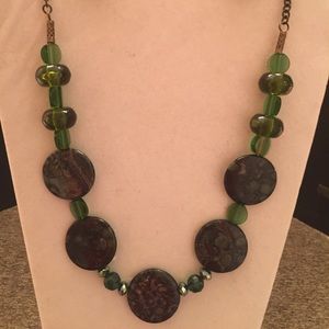 Dark winter green 2 piece necklace set